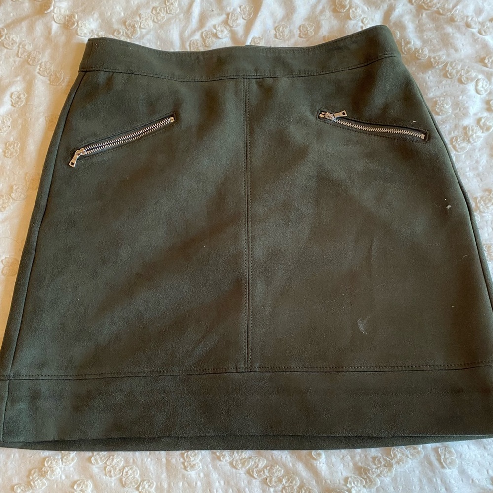 Loft skirt